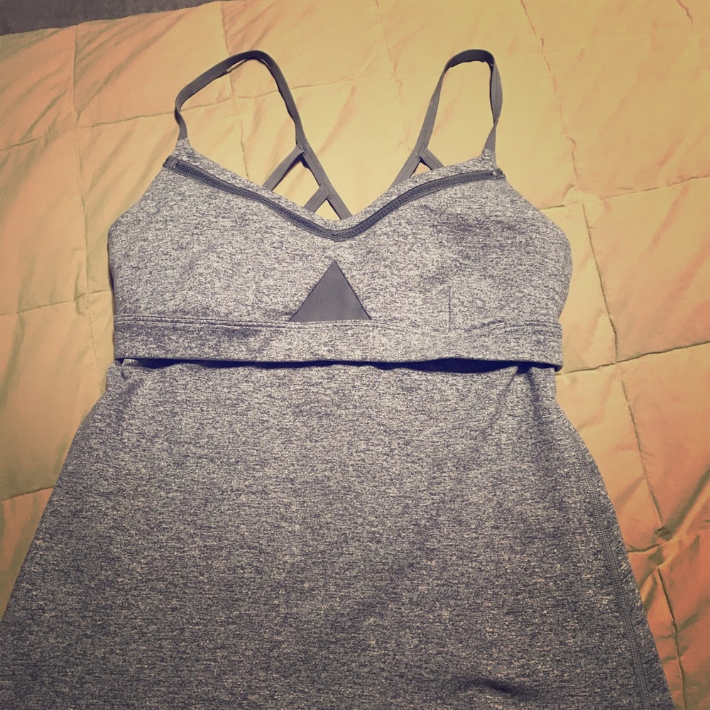 Euc Lululemon tank size 8